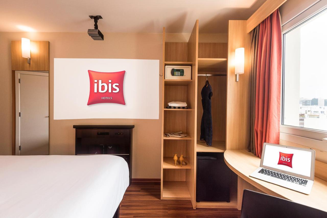 Ibis Santiago Las Condes Buitenkant foto