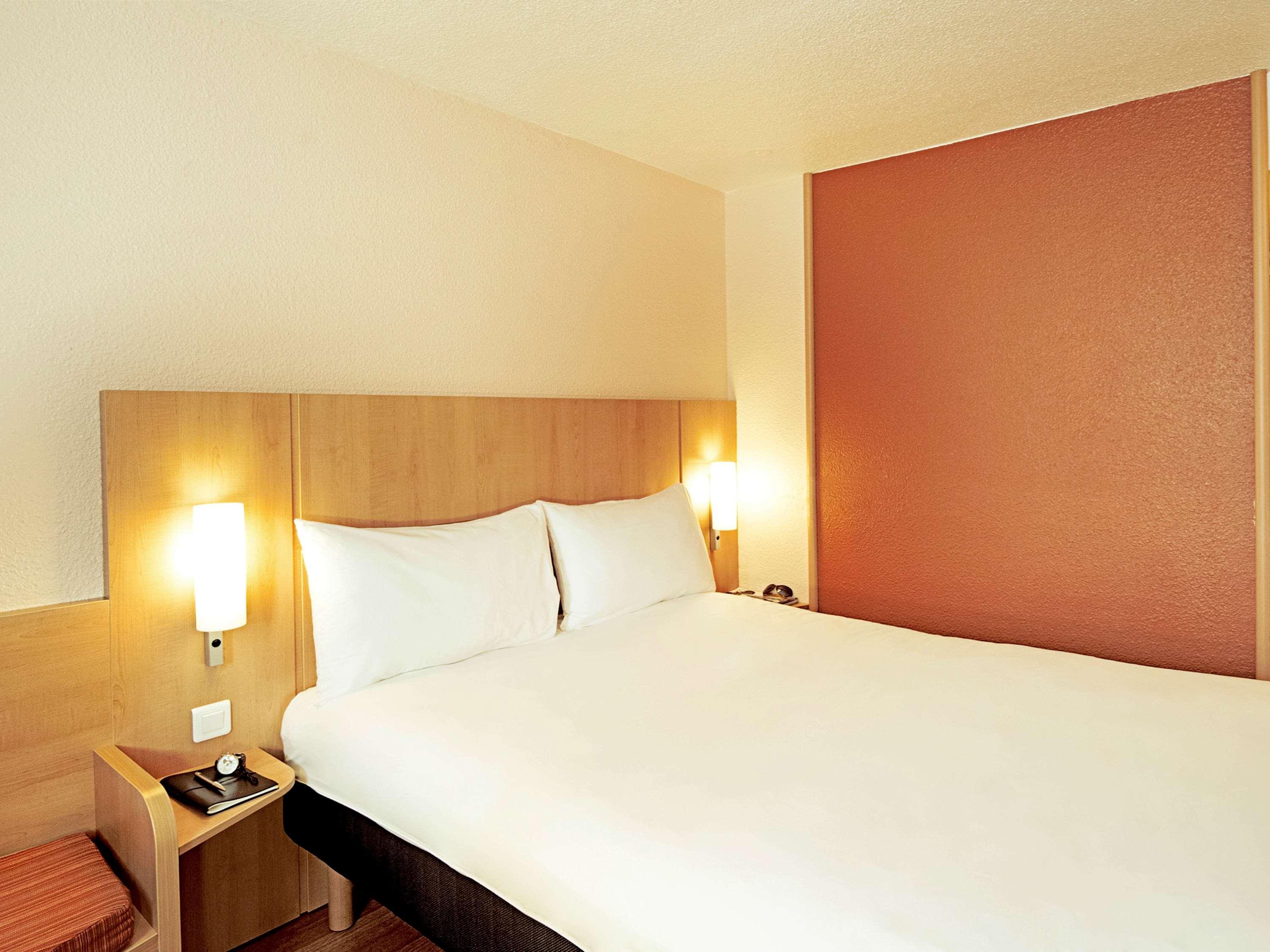 Ibis Santiago Las Condes Buitenkant foto