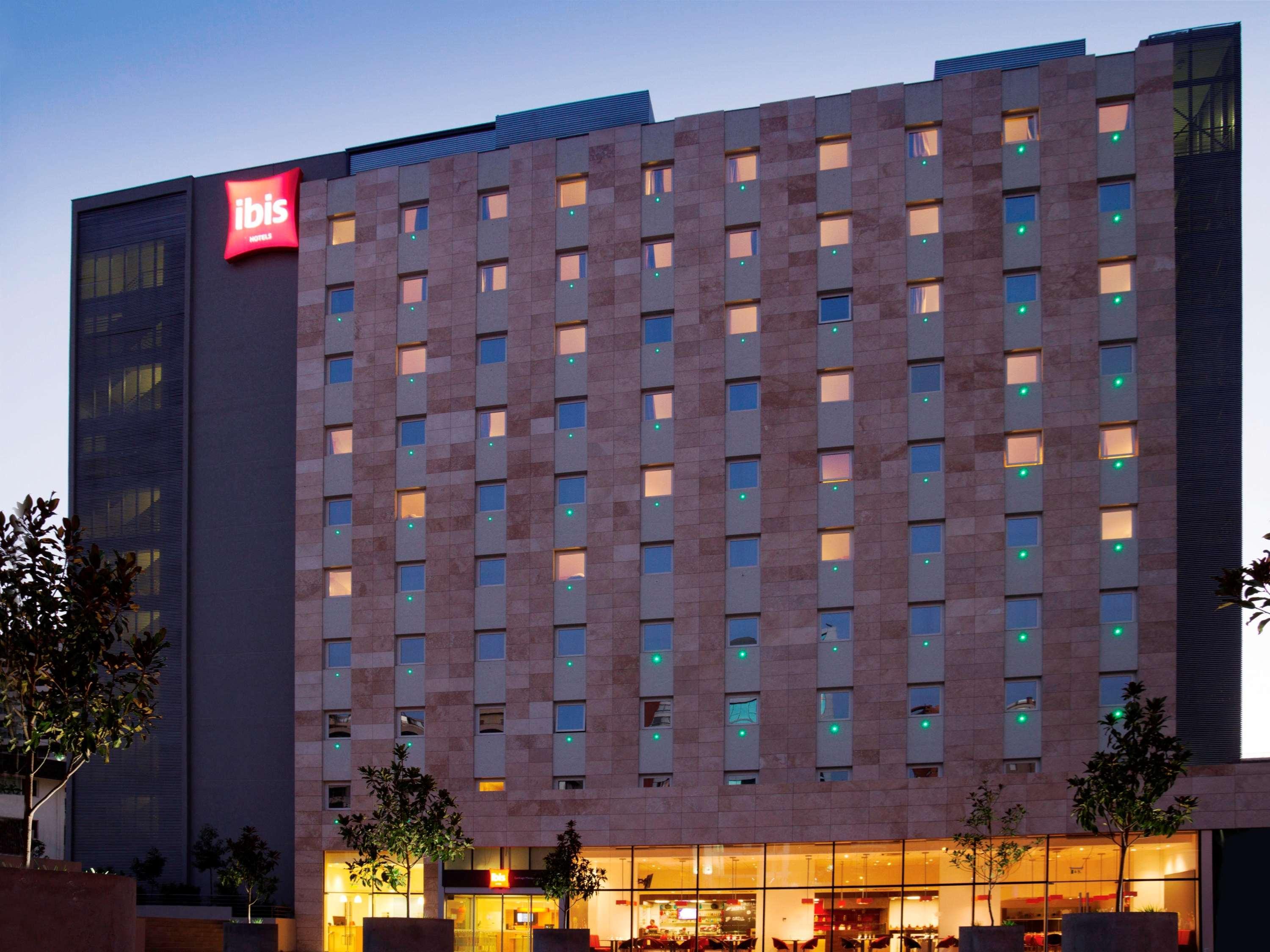Ibis Santiago Las Condes Buitenkant foto